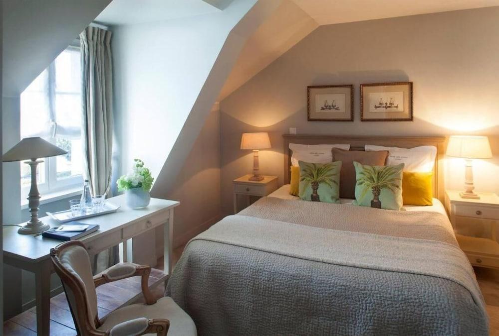 Relais Du Silence Hotel Restaurant Les Ormes バルヌヴィル・カルトゥレ エクステリア 写真
